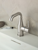 Смеситель для раковины GROHE Essence с донным клапаном, M-size, суперсталь (24173DC1)