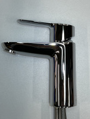 Смеситель для раковины GROHE BauEdge, хром (23328000/U), уцененный товар