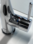 Смеситель для раковины GROHE Essence с донным клапаном, M-size, хром (23462001/U), уцененный товар