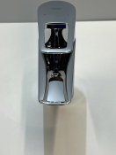 Смеситель для раковины GROHE BauLoop, S-size, хром (23337001/U), уцененный товар