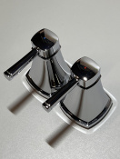 Смеситель для ванны GROHE Grandera двухвентильный, на 5 отверстий, на край ванны, хром (19919000/UB), уцененный товар