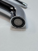 Смеситель для раковины GROHE Essence без донного клапана, S-size, хром (24172001/U2), уцененный товар