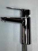 Смеситель для раковины GROHE BauEdge, S-size, хром (23330000/U1), уцененный товар