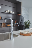 Смеситель для кухни GROHE Zedra SmartControl с вытяжным изливом 2jet, хром (31886000)