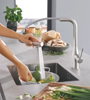 Смеситель для кухни GROHE Essence с вытяжным изливом 2jet, суперсталь (30504DC0)