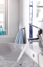 Крючок для халата GROHE Essentials, хром (40364001/U), уцененный товар