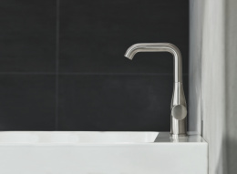 Смеситель для раковины GROHE Essence с донным клапаном, L-size, суперсталь (24174DC1)