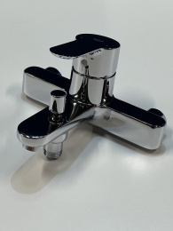 Смеситель для ванны GROHE BauEdge, хром (23334000/U), уцененный товар