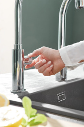 Кран для кухонной мойки GROHE Blue Pure Mono с функцией фильтрации, без фильтра в комплекте, хром (31724000)