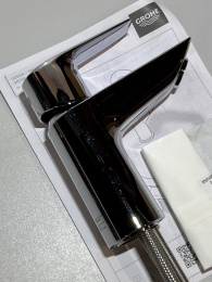 Смеситель для раковины GROHE BauEdge, S-size, хром (24193001/UB), уцененный товар