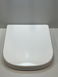 Сиденье для унитаза с микролифтом GROHE Euro Ceramic, альпин-белый (39330002/U), уцененный товар