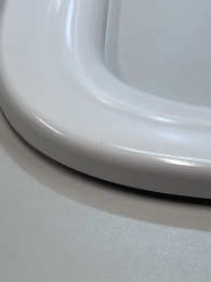 Сиденье для унитаза с микролифтом GROHE Euro Ceramic, альпин-белый (39330002/U), уцененный товар