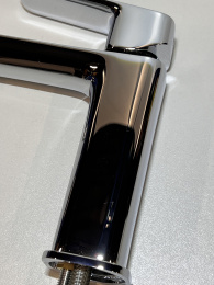 Смеситель для раковины GROHE Cubeo, M-size, хром (1017550000/U), уцененный товар