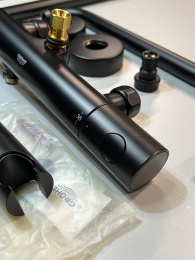 Душевая система GROHE Tempesta System 250 с термостатом для душа, матовый чёрный (266702431/U), уцененный товар