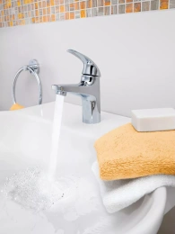 Смеситель для раковины GROHE BauCurve, хром (32848000)