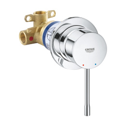 Смеситель для душа GROHE Essence в комплекте с монтажной частью, хром (29197000)