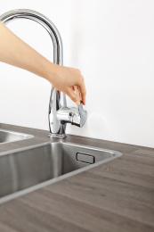 Смеситель для кухни GROHE Parkfield с вытяжным изливом, хром (30215001)