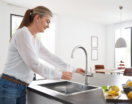 Смеситель для кухонной мойки GROHE Blue Home с системой фильтрации, охлаждения и газирования воды, суперсталь (31455DC0)