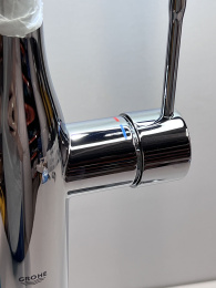 Смеситель для кухни GROHE Essence с вытяжным душем, хром (30270000/U1), уцененный товар