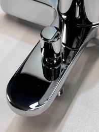 Смеситель для ванны GROHE BauEdge, хром (23334000/U2), уцененный товар