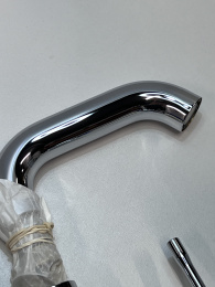 Смеситель для раковины GROHE Essence с донным клапаном, M-size, хром (23462001/U), уцененный товар