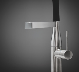 Смеситель для кухни GROHE Essence c профессиональным изливом, суперсталь (30503DC0)