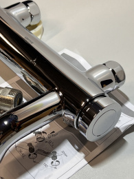 Смеситель для ванны GROHE Essence, хром (33624001/UB), уцененный товар