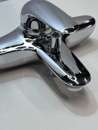 Смеситель для ванны GROHE Eurostyle, хром (23726003/U), уцененный товар