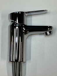 Смеситель для раковины GROHE BauEdge с цепочкой и гигиеническим душем, S-Size, хром (23757000/U), уцененный товар