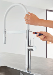 Смеситель для кухни GROHE Essence, хром (30503000)