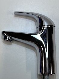 Смеситель для раковины GROHE BauCurve, хром (32805000/U), уцененный товар