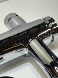 Смеситель для ванны GROHE Essence, хром (33624001/U), уцененный товар