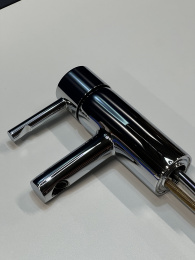 Смеситель для раковины GROHE Essence с донным клапаном и гигиеническим душем, S-size, хром (32535000/U), уцененный товар