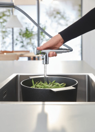 Смеситель для кухни GROHE Zedra SmartControl с вытяжным изливом 2jet, хром (31886000)