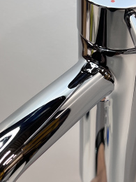 Смеситель для раковины GROHE Essence без донного клапана, S-size, хром (24172001/U), уцененный товар
