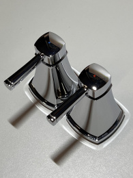 Смеситель для ванны GROHE Grandera двухвентильный, на 5 отверстий, на край ванны, хром (19919000/UB), уцененный товар