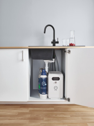 Смеситель для кухни GROHE Blue Professional с функцией фильтрации, с системой охлаждения и газирования воды, Wi-Fi, черный матовый (31323KS2)