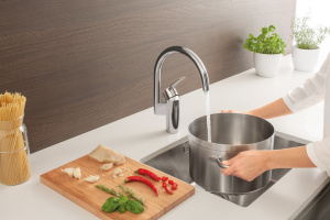 Смеситель для кухонной мойки GROHE Wave Cosmopolitan с высоким изливом, хром (32449001)