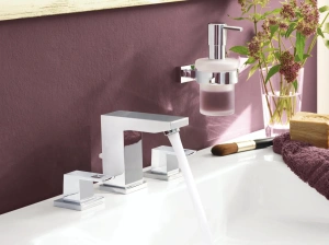 Смеситель для раковины GROHE Eurocube на 3 отверстия с донным клапаном, S-size, хром (20351000)