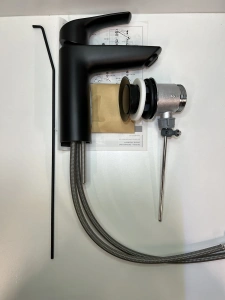 Смеситель для раковины GROHE Eurosmart, M-size, черный (233222433/U), уценненый товар