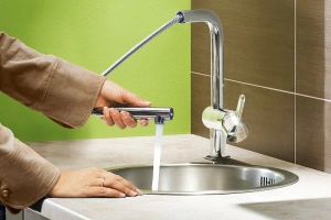 Смеситель для кухни GROHE Minta с вытяжным L-изливом, суперсталь (32168DC0)