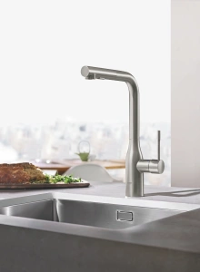 Смеситель для кухни GROHE Essence с вытяжным изливом 2jet, суперсталь (30504DC0)