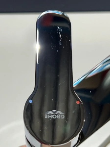 Смеситель для раковины GROHE BauEdge, S-size, хром (23330000/U), уцененный товар