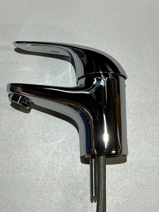 Смеситель для раковины GROHE Euroeco с цепочкой, S-size, хром (32881000/U), уцененный товар