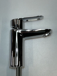 Смеситель для раковины GROHE BauLoop с донным клапаном, хром (23335000/U2), уцененный товар