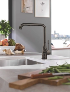 Смеситель для кухни GROHE Essence с поворотным изливом, темный графит глянец (30269A00)