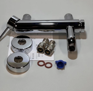 Смеситель для ванны GROHE Essence, хром (33624001/UA), уцененный товар