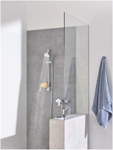 Душевой гарнитур GROHE Tempesta Cosmopolitan 100 с мыльницей, 1 режим струи, душевая штанга 600 мм, 7 л/мин, хром (26083002)