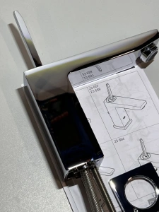 Смеситель для раковины GROHE Eurocube Joy, M-size, хром (23658000/UB), уцененный товар