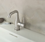 Смеситель для раковины GROHE Essence с донным клапаном, M-size, суперсталь (24173DC1)